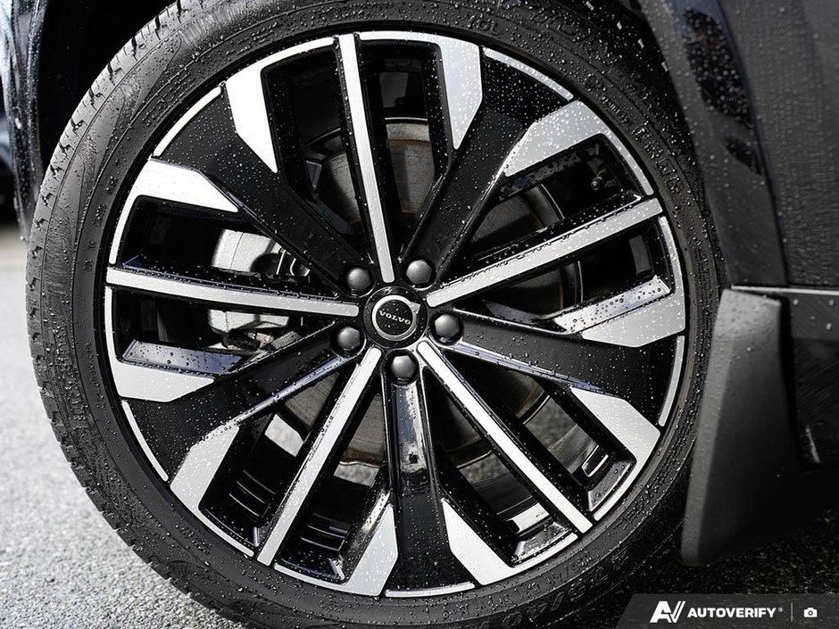 2025 Volvo XC90 Ultra | Top Trim - Low Mileage-5