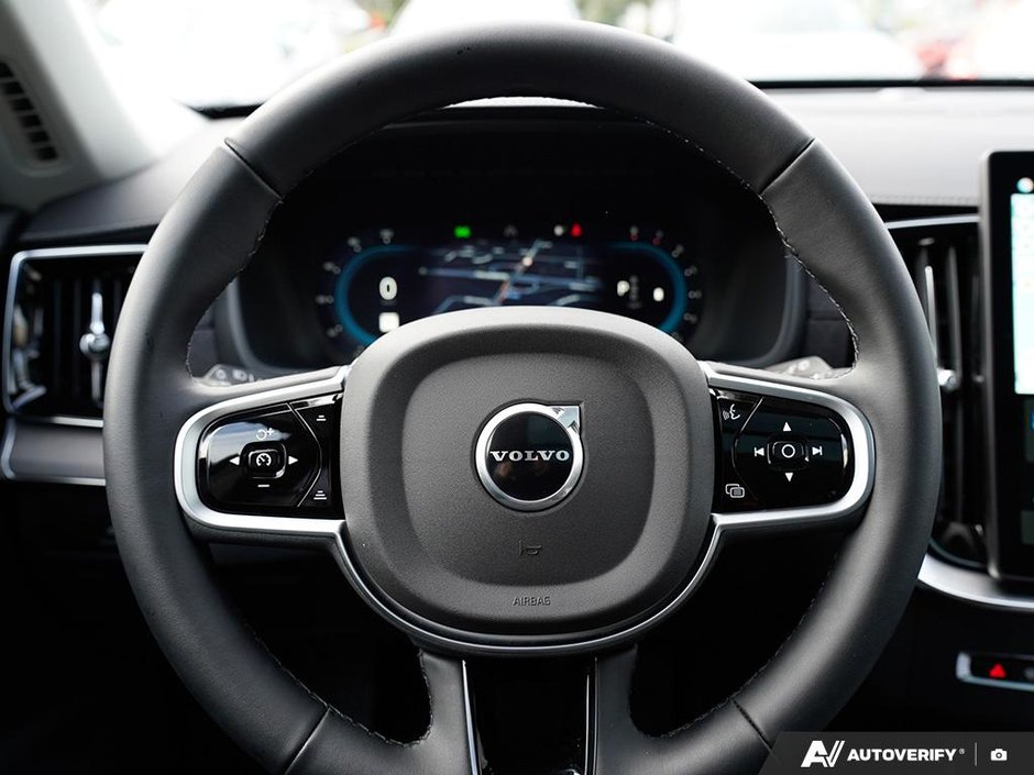 2025 Volvo XC90 Ultra | Top Trim - Low Mileage-13