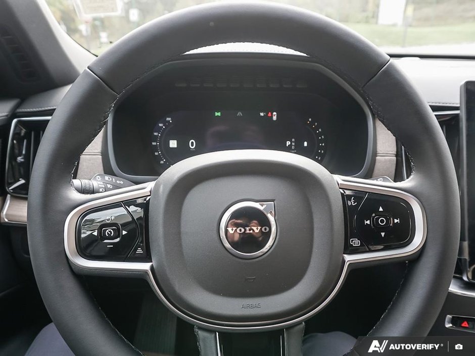 2026 Volvo XC90 Plus 7-Seater (Bright Theme)-16