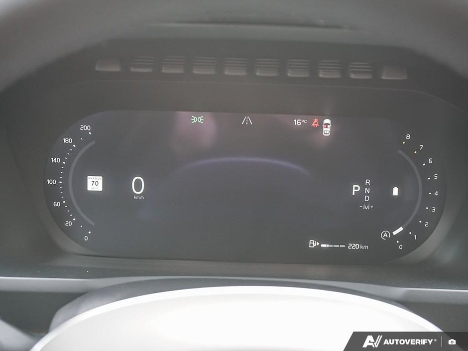 2026 Volvo XC90 Plus 7-Seater (Bright Theme)-17