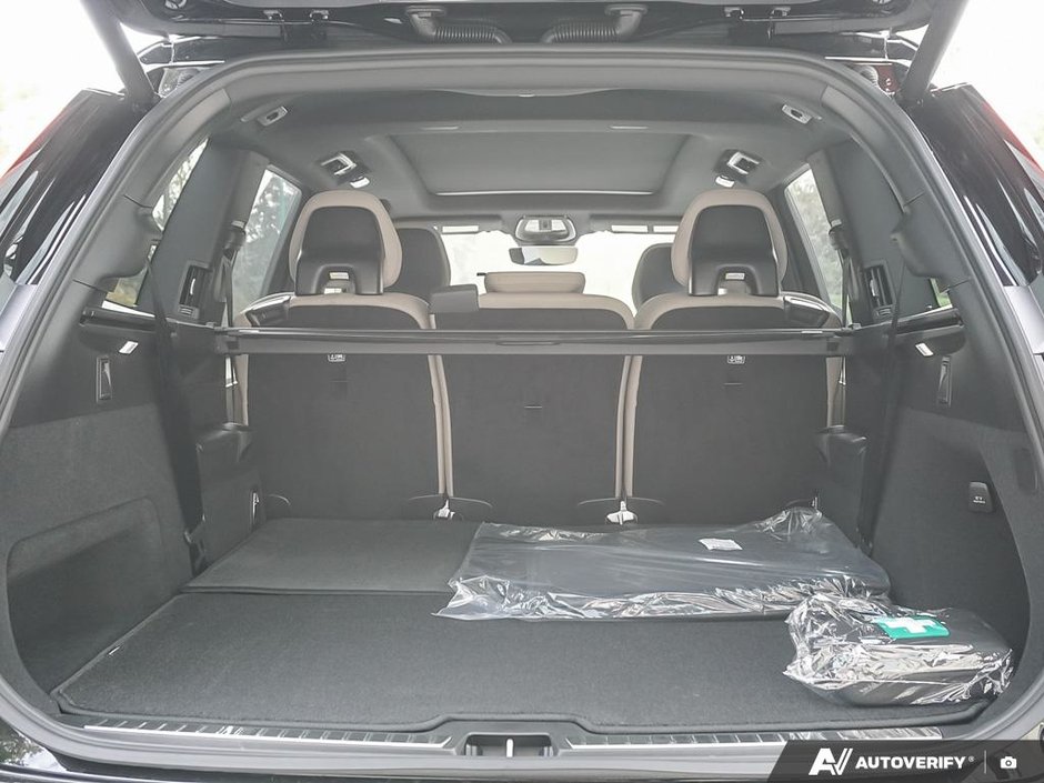 2026 Volvo XC90 Plus 7-Seater (Bright Theme)-11