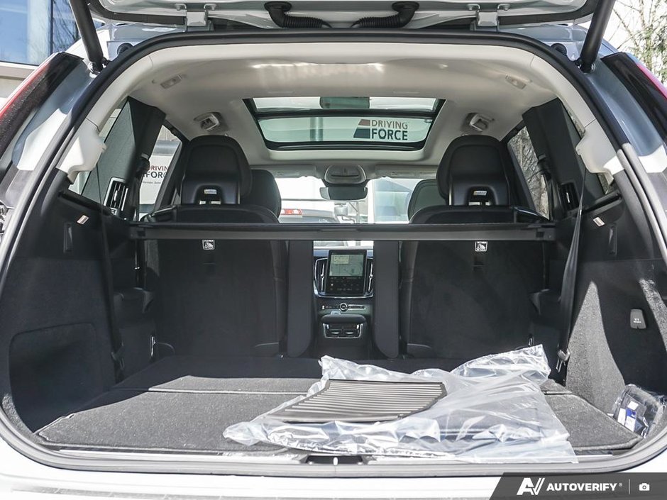 2026 Volvo XC90 Ultra 6-Seater (Bright Theme)-11