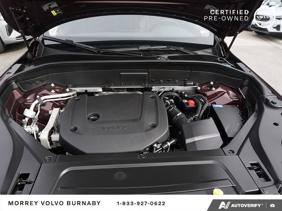 2026 Volvo XC90 Plus Bright Theme - 7 Passenger-8