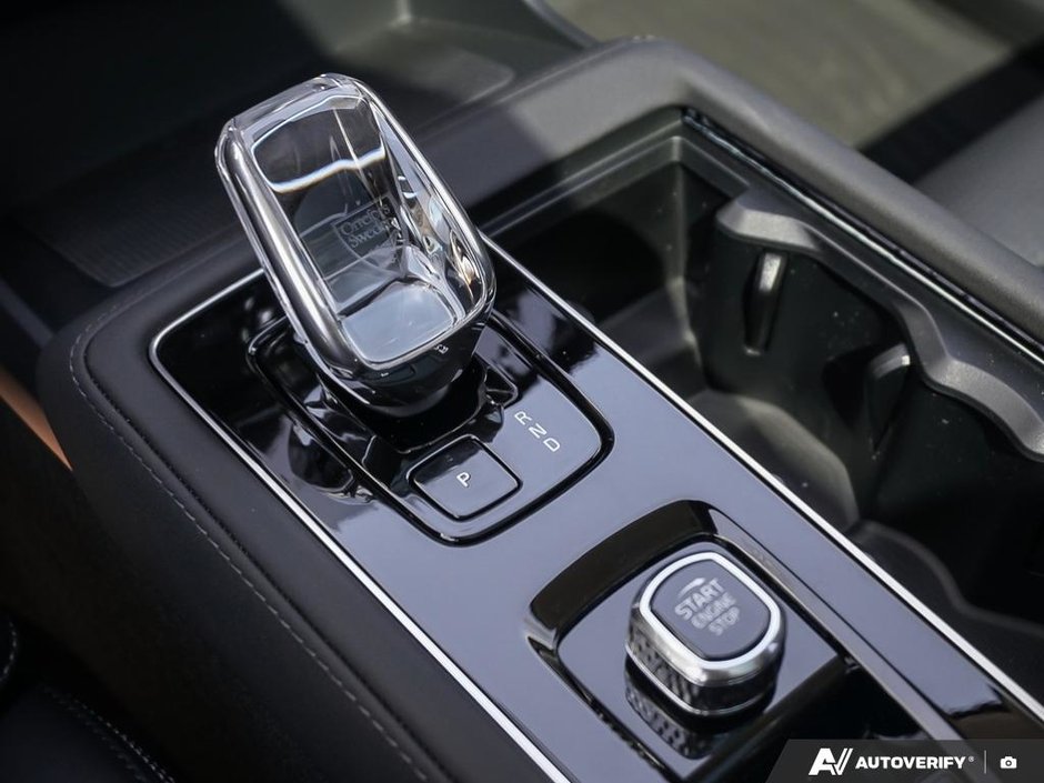 2026 Volvo XC90 Ultra 7-Seater (Dark Theme)-22