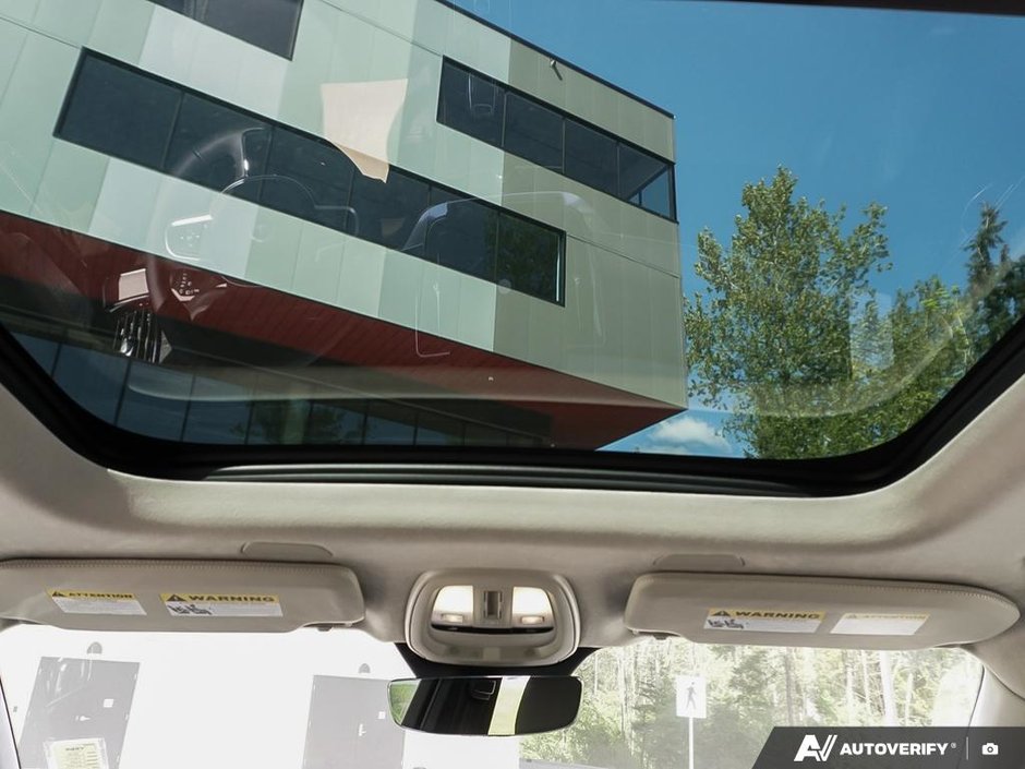 2026 Volvo XC90 Ultra 7-Seater (Dark Theme)-14