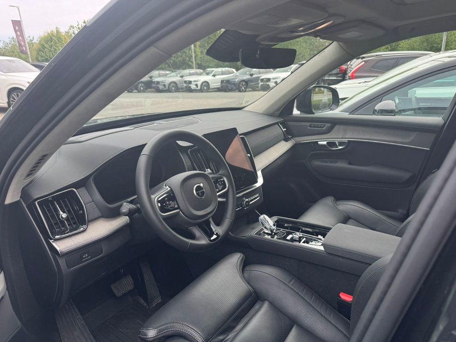 2026 Volvo XC90 Ultra | Massage Seats | Harman Kardon Sound-1