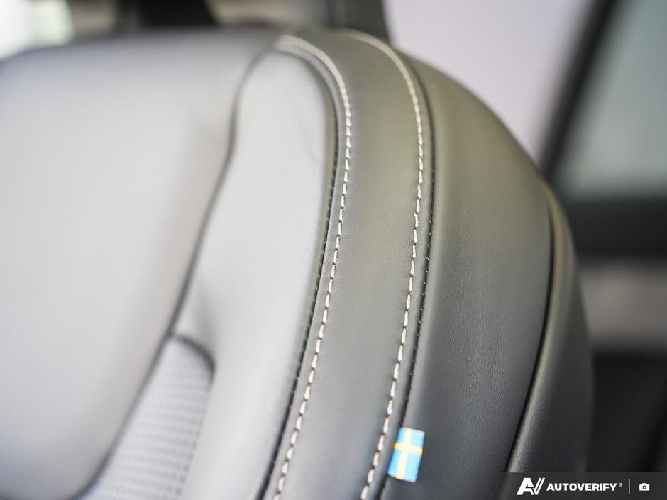 2026 Volvo XC90 Ultra Trim | Active Air Suspension | Like New-22