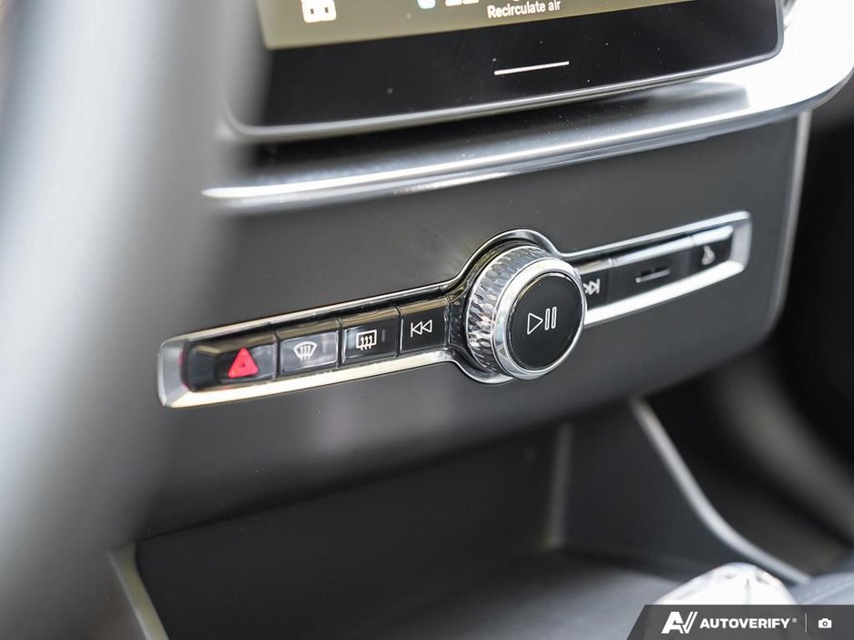 2026 Volvo XC90 Ultra Trim | Active Air Suspension | Like New-19