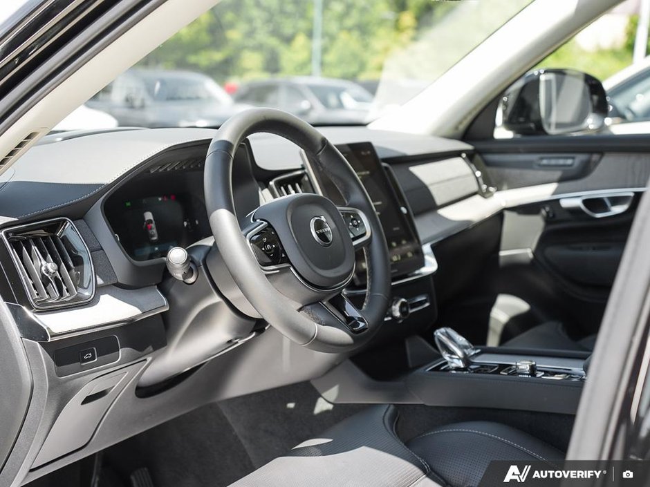 2026 Volvo XC90 Ultra Trim | Active Air Suspension | Like New-12