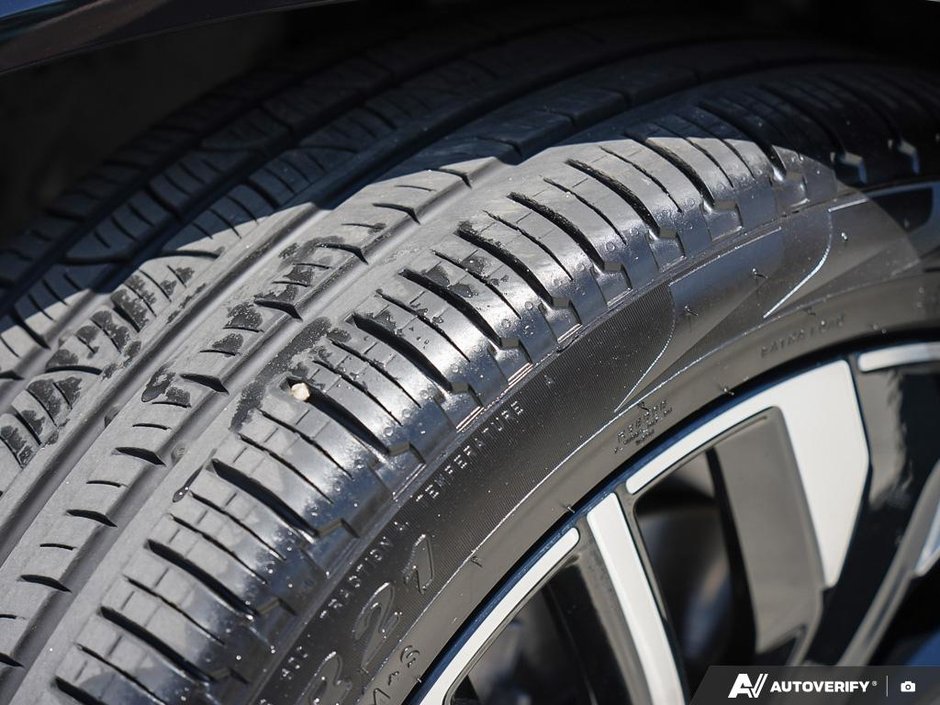 2026 Volvo XC90 Ultra Trim | Active Air Suspension | Like New-6
