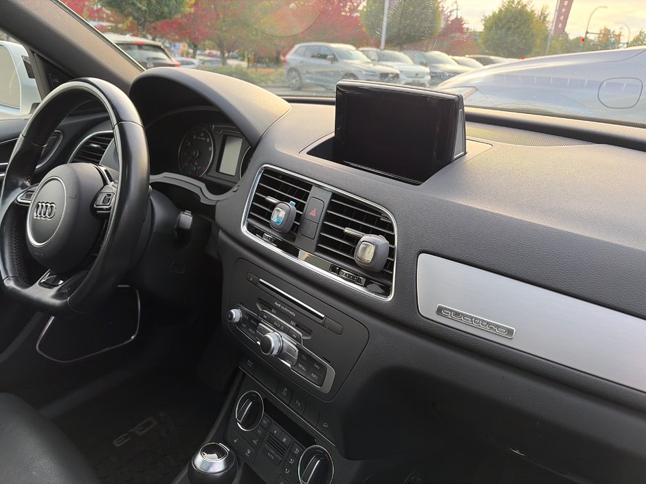 2017 Audi Q3 TECHNIK-5
