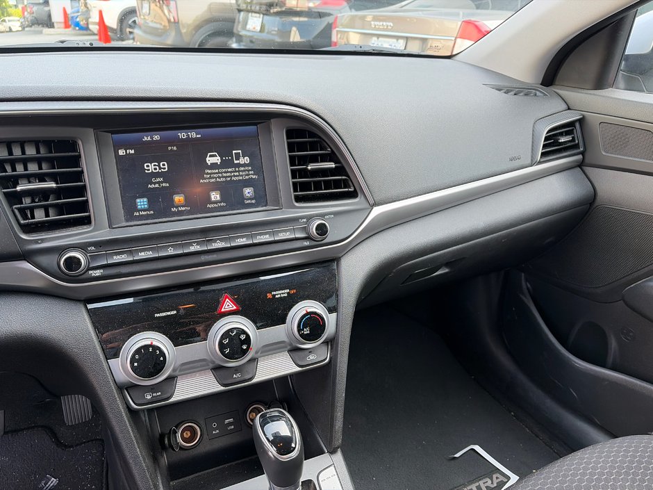 2019 Hyundai Elantra Preferred-3