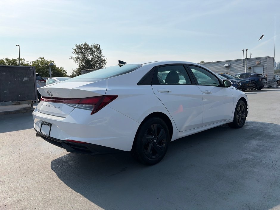 2023 Hyundai Elantra Preferred-2