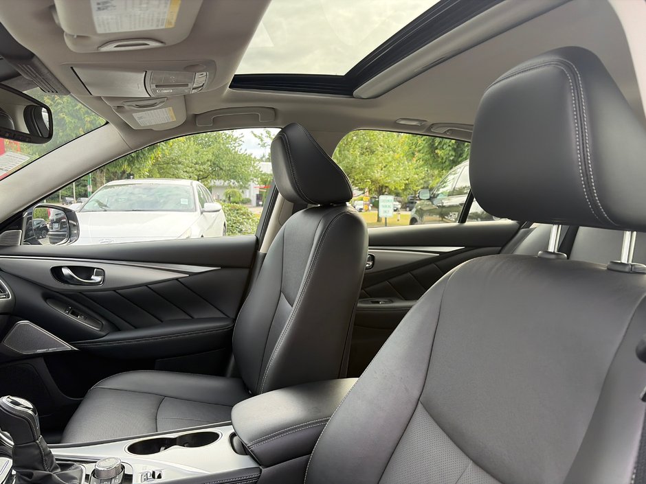 2023 Infiniti Q50 LUXE-8
