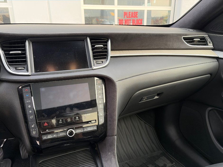 2020 Infiniti QX50 SENSORY TRIM // NO ACCIDENTS-6