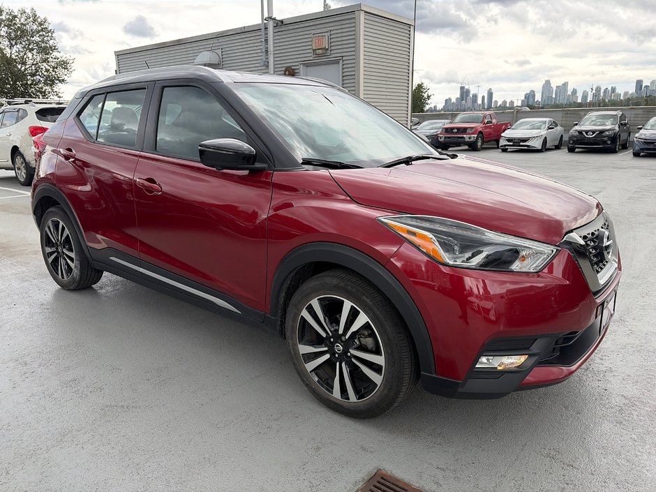 2018 Nissan Kicks SR // NO ACCIDENTS-4