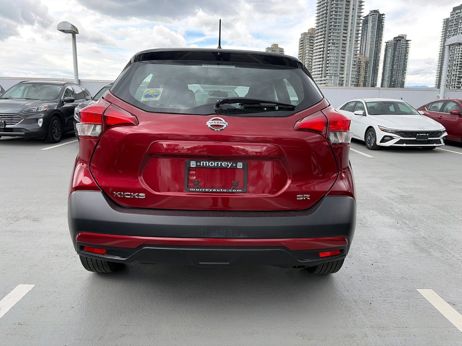 2018 Nissan Kicks SR // NO ACCIDENTS-6