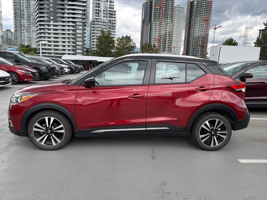 2018 Nissan Kicks SR // NO ACCIDENTS-3