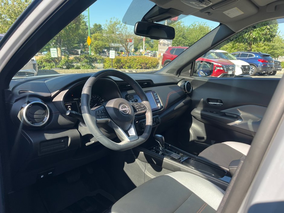 2023 Nissan Kicks SR-4