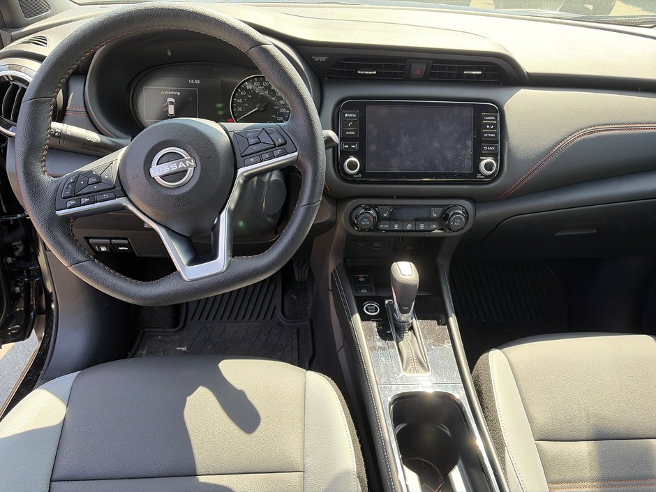 2024 Nissan Kicks SR // 2.99% FINANCING-1