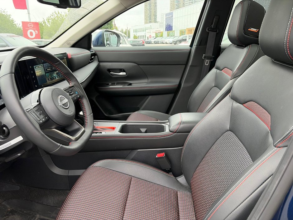2025 Nissan Kicks SR AWD // 2.99% FINANCING-5