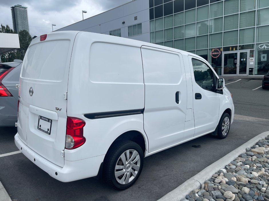 2015 Nissan NV200 SV CVT TRIM-2
