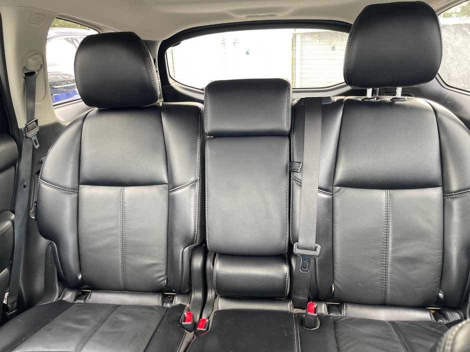 2020 Nissan Pathfinder SL PREMIUM // LEATHER-10
