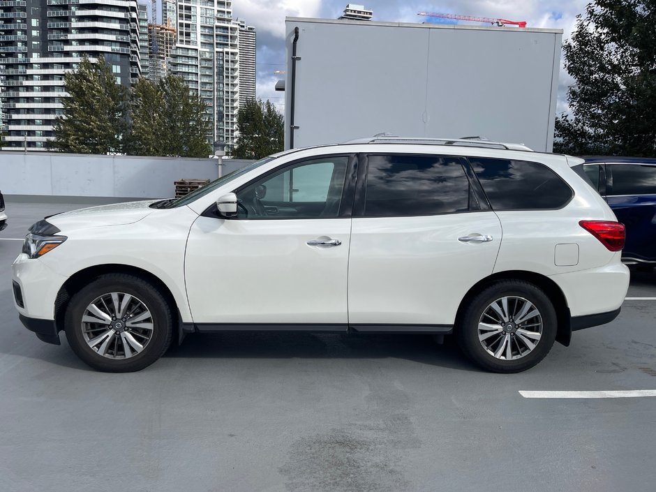 2020 Nissan Pathfinder SL PREMIUM // LEATHER-5