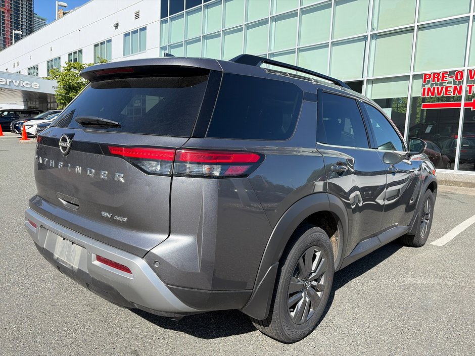 2024 Nissan Pathfinder SV 4X4 // 2.99% FINANCING-5