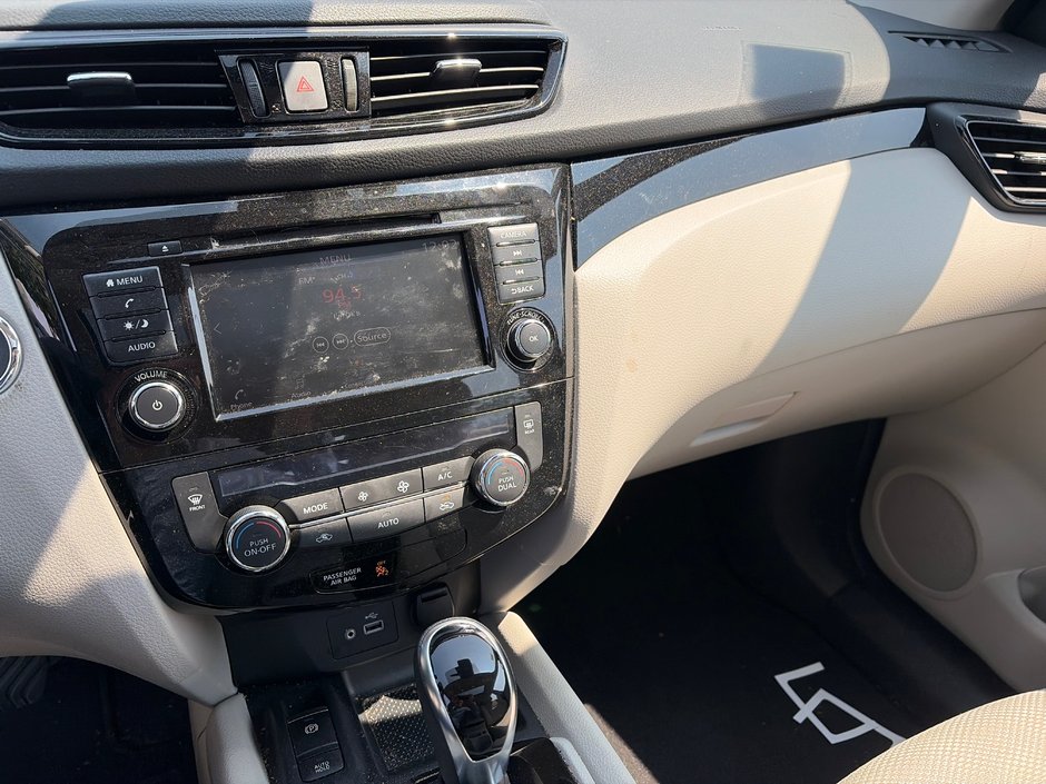 2022 Nissan Qashqai SV-5