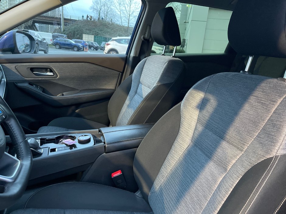 2023 Nissan Rogue SV AWD CVT + NO ACCIDENTS-3