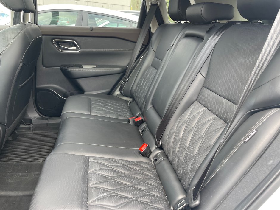 2023 Nissan Rogue PLATINUM // LEATHER // SUNROOF-3