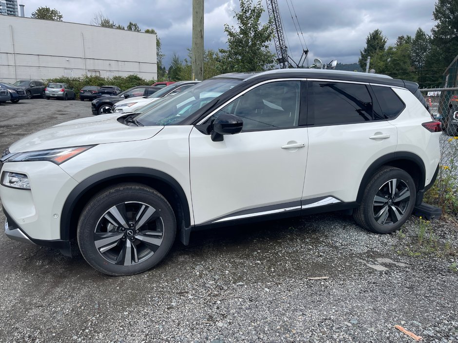 2023 Nissan Rogue PLATINUM // LEATHER // SUNROOF-5