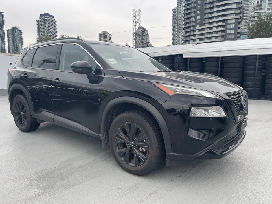 2023 Nissan Rogue SV AWD // MIDNIGHT EDITION-2