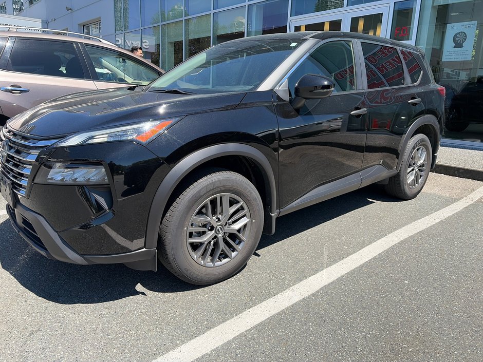 2024 Nissan Rogue S AWD // 2.99% FINANCING-0
