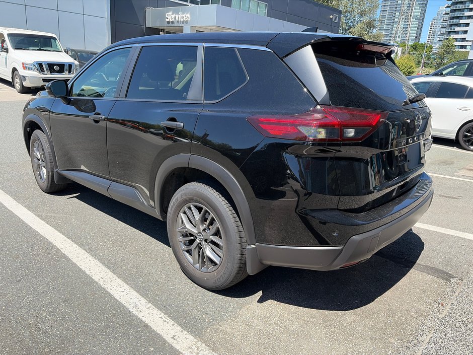 2024 Nissan Rogue S AWD // 2.99% FINANCING-1