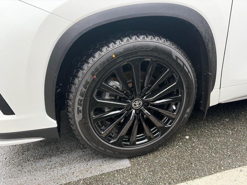 2023 Toyota Highlander XSE-1