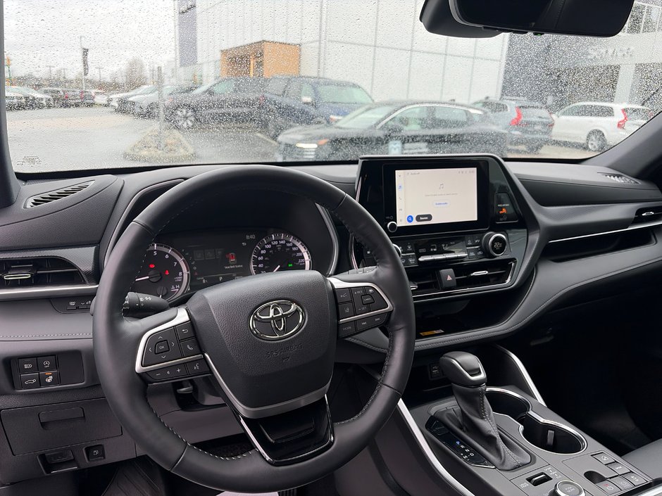 2023 Toyota Highlander XSE-5