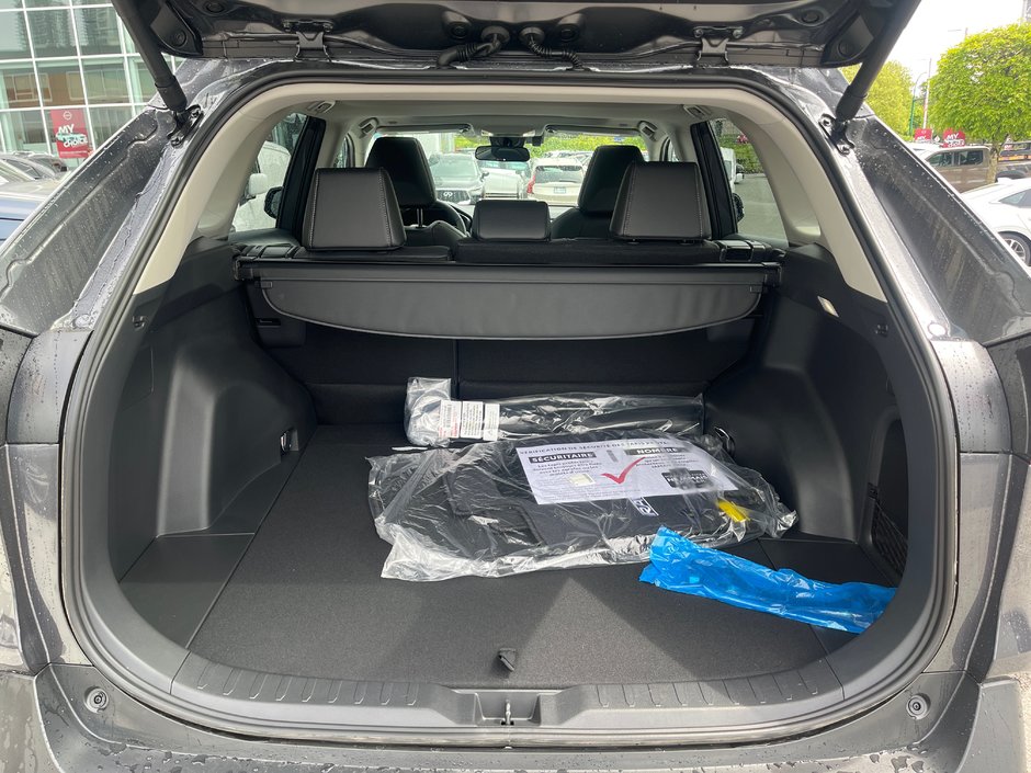 2025 Toyota RAV4 Hybrid XLE PREMIUM-6
