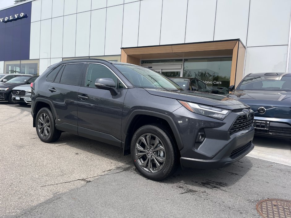 2025 Toyota RAV4 Hybrid XLE PREMIUM-0