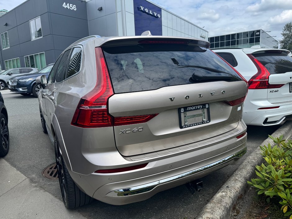 2023 Volvo XC60 Recharge Ultimate | 60KM EV Range | Bowers & Wilkins-1