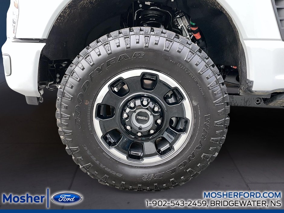 2026 Ford SuperDuty F-250 Platinum