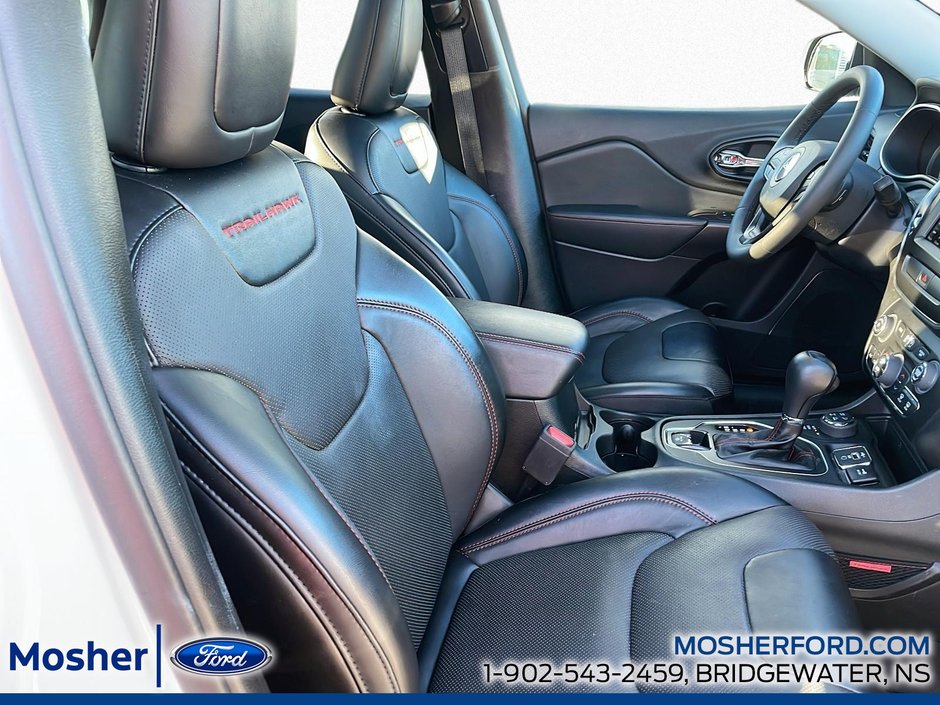 2022 Jeep Cherokee Trailhawk Elite