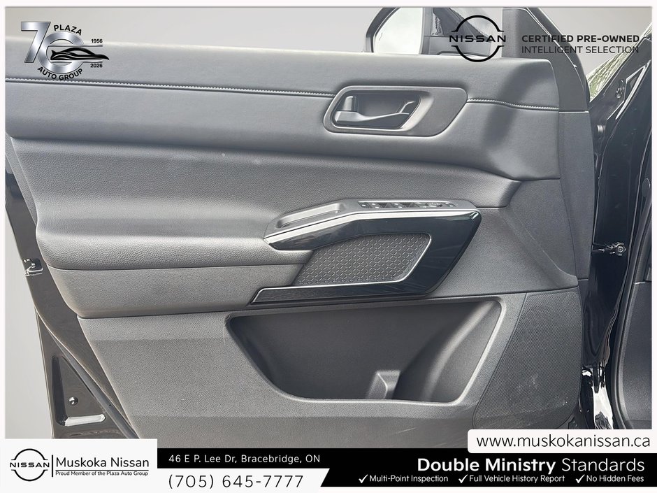 2024 Nissan Pathfinder SV