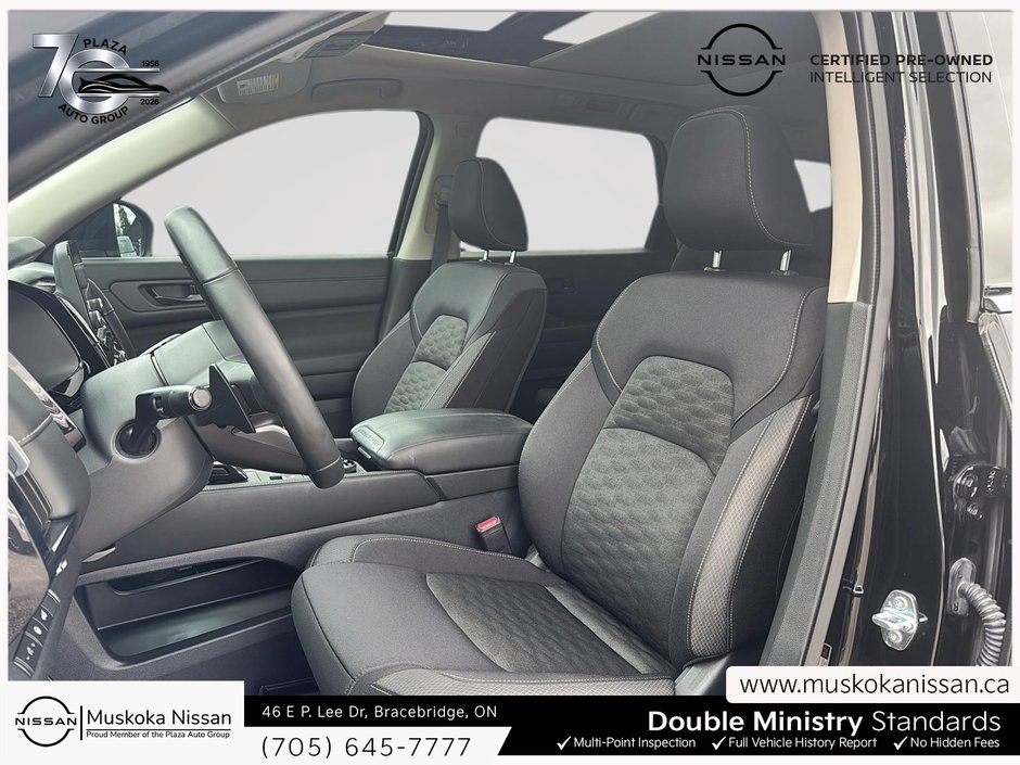 2024 Nissan Pathfinder SV