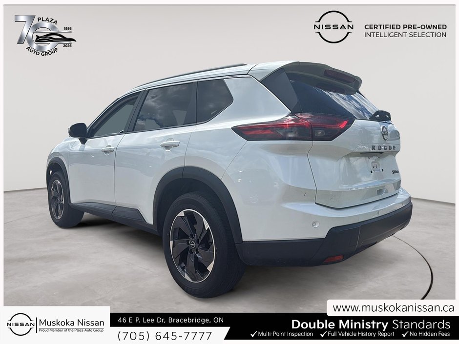 2024 Nissan Rogue SV Moonroof