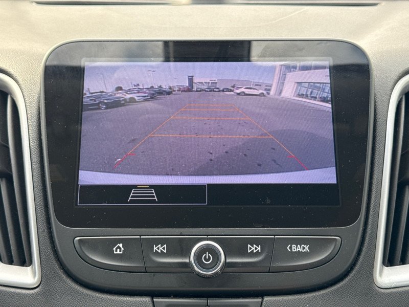 2022 Chevrolet Malibu LT  ON SPECIAL-16