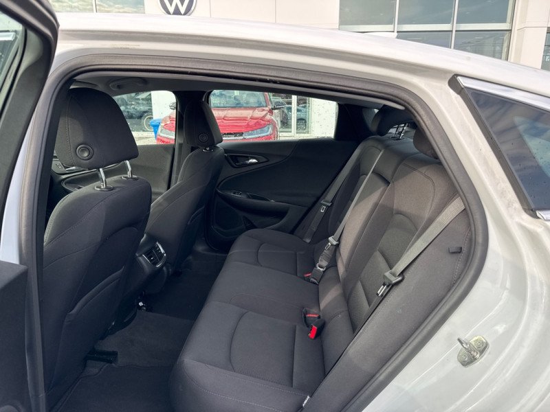 2022 Chevrolet Malibu LT  ON SPECIAL-10