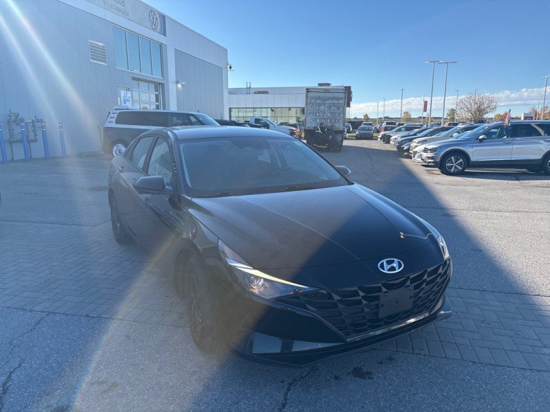 Hyundai Elantra Preferred  -  Heated Seats 2022-5