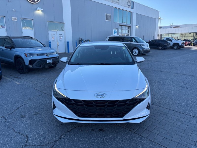 Hyundai Elantra Preferred  -  Heated Seats 2022-6